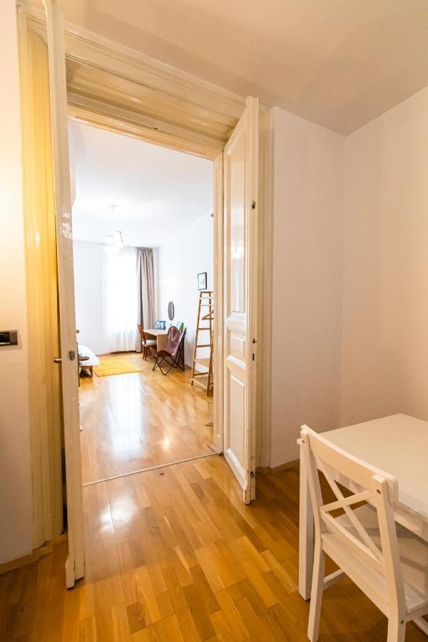 Residence 48 Beautiful Building Within Moments From The Old Town Of 브라쇼브 외부 사진